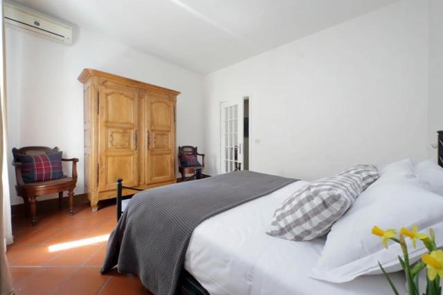 Apartment Pantheon 2 Bedrooms Rom